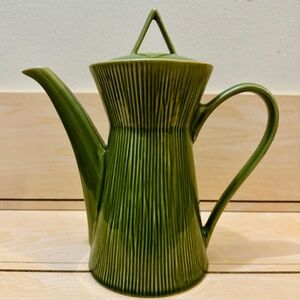 Gibson Elite Green Coffee Pot w/Lid Mid-Century Modern Teapot Deco Ceramic RARE